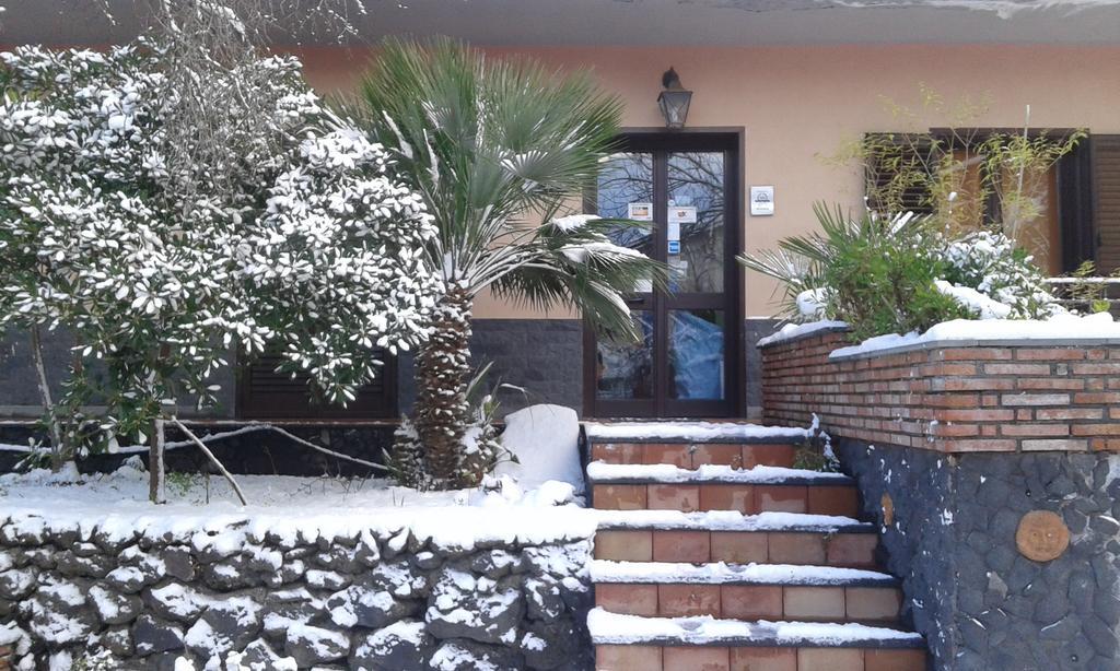 Sotto Il Vulcano Nicolosi Exterior foto